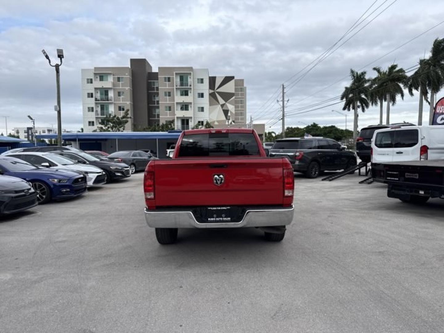 2017 Flame Red Clearcoat /Diesel Gray/Black Ram 1500 (1C6RR6GG5HS) with an 6 3.6 L engine, Automatic transmission, located at 27610 S Dixie Hwy, Homestead, FL, 33032, (305) 749-2348, 25.510241, -80.438301 - Boasts 25 Highway MPG and 17 City MPG! This Ram 1500 boasts a Regular Unleaded V-6 3.6 L/220 engine powering this Automatic transmission. WHEELS: 17 X 7 ALUMINUM (STD), WHEEL TO WHEEL SIDE STEPS, UNDER RAIL BOX BEDLINER.*This Ram 1500 Comes Equipped with These Options *QUICK ORDER PACKAGE 22G SLT -i - Photo#3