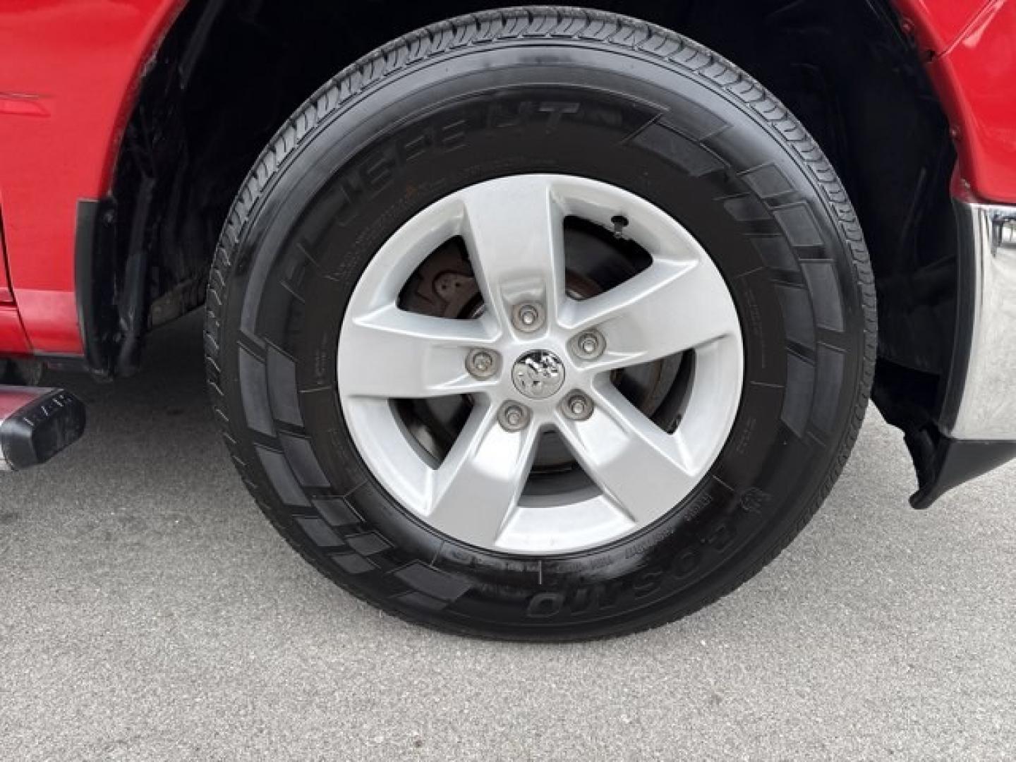 2017 Flame Red Clearcoat /Diesel Gray/Black Ram 1500 (1C6RR6GG5HS) with an 6 3.6 L engine, Automatic transmission, located at 27610 S Dixie Hwy, Homestead, FL, 33032, (305) 749-2348, 25.510241, -80.438301 - Boasts 25 Highway MPG and 17 City MPG! This Ram 1500 boasts a Regular Unleaded V-6 3.6 L/220 engine powering this Automatic transmission. WHEELS: 17 X 7 ALUMINUM (STD), WHEEL TO WHEEL SIDE STEPS, UNDER RAIL BOX BEDLINER.*This Ram 1500 Comes Equipped with These Options *QUICK ORDER PACKAGE 22G SLT -i - Photo#8