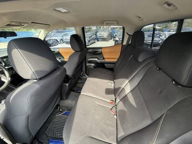 2016 Black Toyota Tacoma (5TFAZ5CNXGX) with an 6 3.5 L engine, Automatic transmission, located at 27610 S Dixie Hwy, Homestead, FL, 33032, (305) 749-2348, 25.510241, -80.438301 - KBB.com Best Resale Value Awards. Delivers 24 Highway MPG and 19 City MPG! This Toyota Tacoma delivers a Regular Unleaded V-6 3.5 L/211 engine powering this Automatic transmission. Variable Intermittent Wipers, Trip Computer, Transmission: 6-Speed Automatic -inc: electronic shift and gated shifter.* - Photo#16