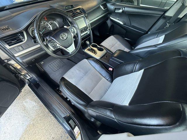 2014 Black Toyota Camry (4T1BF1FK1EU) with an 4 2.5 L engine, Automatic transmission, located at 27610 S Dixie Hwy, Homestead, FL, 33032, (305) 749-2348, 25.510241, -80.438301 - KBB.com 10 Best Hybrid Cars Under $30,000. Only 101,356 Miles! Delivers 35 Highway MPG and 25 City MPG! This Toyota Camry delivers a Regular Unleaded I-4 2.5 L/152 engine powering this Automatic transmission. Window Grid Antenna, Valet Function, Trunk Rear Cargo Access.*This Toyota Camry Comes Equip - Photo#10