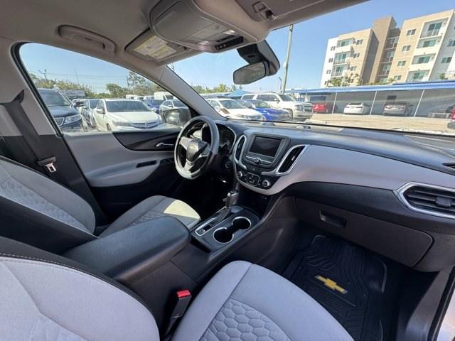 2020 Silver Ice Metallic /Medium Ash Gray Chevrolet Equinox (3GNAXHEV1LS) with an 4 1.5L engine, Automatic transmission, located at 27610 S Dixie Hwy, Homestead, FL, 33032, (305) 749-2348, 25.510241, -80.438301 - IIHS Top Safety Pick with specific headlights. Delivers 31 Highway MPG and 26 City MPG! This Chevrolet Equinox delivers a Turbocharged Gas I4 1.5L/92 engine powering this Automatic transmission. WHEELS, 17 (43.2 CM) ALUMINUM (STD), TRANSMISSION, 6-SPEED AUTOMATIC, ELECTRONICALLY-CONTROLLED WITH OVER - Photo#11