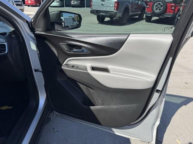 2020 Silver Ice Metallic /Medium Ash Gray Chevrolet Equinox (3GNAXHEV1LS) with an 4 1.5L engine, Automatic transmission, located at 27610 S Dixie Hwy, Homestead, FL, 33032, (305) 749-2348, 25.510241, -80.438301 - IIHS Top Safety Pick with specific headlights. Delivers 31 Highway MPG and 26 City MPG! This Chevrolet Equinox delivers a Turbocharged Gas I4 1.5L/92 engine powering this Automatic transmission. WHEELS, 17 (43.2 CM) ALUMINUM (STD), TRANSMISSION, 6-SPEED AUTOMATIC, ELECTRONICALLY-CONTROLLED WITH OVER - Photo#15