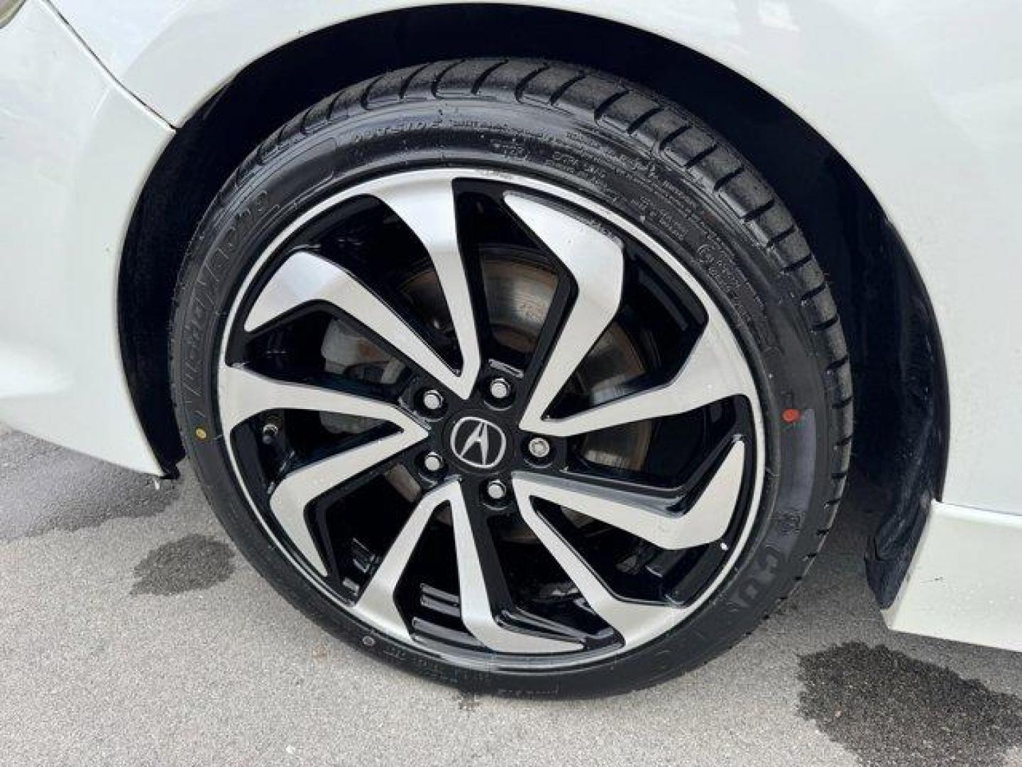 2016 White Acura ILX (19UDE2F83GA) with an 4 2.4 L engine, Automatic transmission, located at 27610 S Dixie Hwy, Homestead, FL, 33032, (305) 749-2348, 25.510241, -80.438301 - KBB.com Best Buy Awards Finalist. Boasts 36 Highway MPG and 25 City MPG! This Acura ILX boasts a Premium Unleaded I-4 2.4 L/144 engine powering this Automatic transmission. Window Grid Diversity Antenna, Wheels: 18 x 7.5 Aluminum Alloy Noise-Reducing, Valet Function.* This Acura ILX Features the Fol - Photo#16