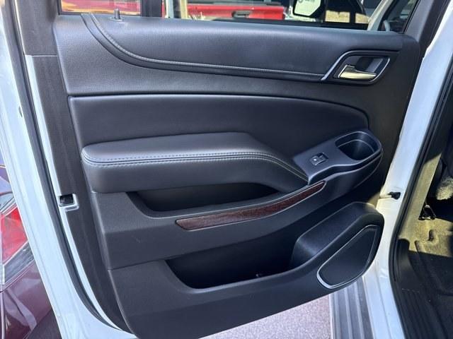 2015 Summit White /Jet Black GMC Yukon XL (1GKS1GKC3FR) with an 8 5.3L engine, Automatic transmission, located at 27610 S Dixie Hwy, Homestead, FL, 33032, (305) 749-2348, 25.510241, -80.438301 - KBB.com Brand Image Awards. Only 96,183 Miles! Delivers 23 Highway MPG and 16 City MPG! This GMC Yukon XL delivers a Gas/Ethanol V8 5.3L/323 engine powering this Automatic transmission. WHEELS, 18 X 8.5 (45.7 CM X 21.6 CM) BRIGHT MACHINED ALUMINUM (STD), UNIVERSAL HOME REMOTE includes garage door op - Photo#10