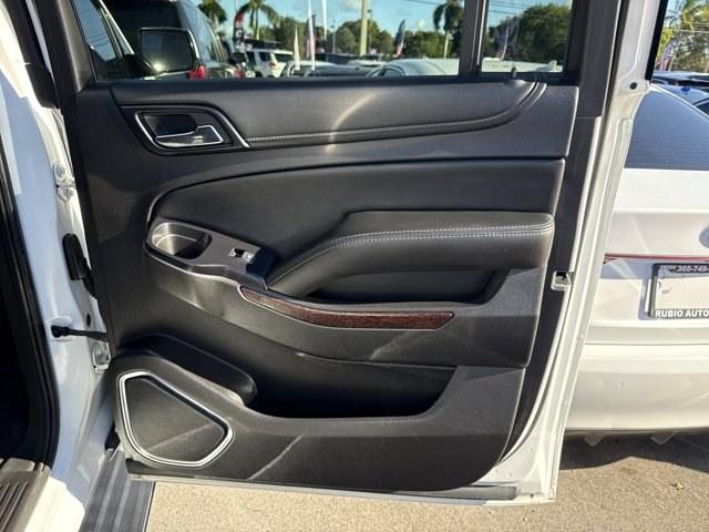 2015 Summit White /Jet Black GMC Yukon XL (1GKS1GKC3FR) with an 8 5.3L engine, Automatic transmission, located at 27610 S Dixie Hwy, Homestead, FL, 33032, (305) 749-2348, 25.510241, -80.438301 - KBB.com Brand Image Awards. Only 96,183 Miles! Delivers 23 Highway MPG and 16 City MPG! This GMC Yukon XL delivers a Gas/Ethanol V8 5.3L/323 engine powering this Automatic transmission. WHEELS, 18 X 8.5 (45.7 CM X 21.6 CM) BRIGHT MACHINED ALUMINUM (STD), UNIVERSAL HOME REMOTE includes garage door op - Photo#11