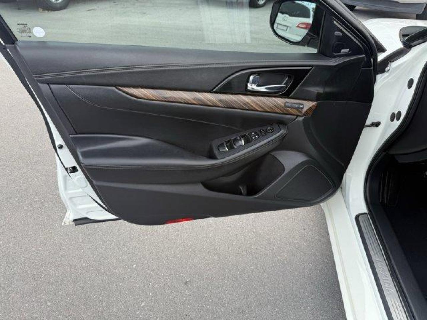 2017 Pearl White /Charcoal Nissan Maxima (1N4AA6APXHC) with an 6 3.5 L engine, Variable transmission, located at 27610 S Dixie Hwy, Homestead, FL, 33032, (305) 749-2348, 25.510241, -80.438301 - IIHS Top Safety Pick+. Boasts 30 Highway MPG and 21 City MPG! This Nissan Maxima boasts a Premium Unleaded V-6 3.5 L/213 engine powering this Variable transmission. PEARL WHITE, CHARCOAL, LEATHER-APPOINTED SEAT TRIM, [Z66] ACTIVATION DISCLAIMER.* This Nissan Maxima Features the Following Options *[N - Photo#10
