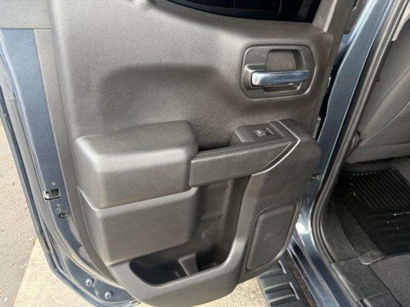 2020 Shadow Gray Metallic /Jet Black Chevrolet Silverado 1500 (1GCRWCEDXLZ) with an 8 5.3L engine, Automatic transmission, located at 27610 S Dixie Hwy, Homestead, FL, 33032, (305) 749-2348, 25.510241, -80.438301 - Boasts 24 Highway MPG and 17 City MPG! This Chevrolet Silverado 1500 delivers a Gas V8 5.3L/325 engine powering this Automatic transmission. WHEELS, 17 X 8 (43.2 CM X 20.3 CM) BRIGHT SILVER PAINTED ALUMINUM (STD), TRANSMISSION, 8-SPEED AUTOMATIC, ELECTRONICALLY CONTROLLED with overdrive and tow/haul - Photo#12