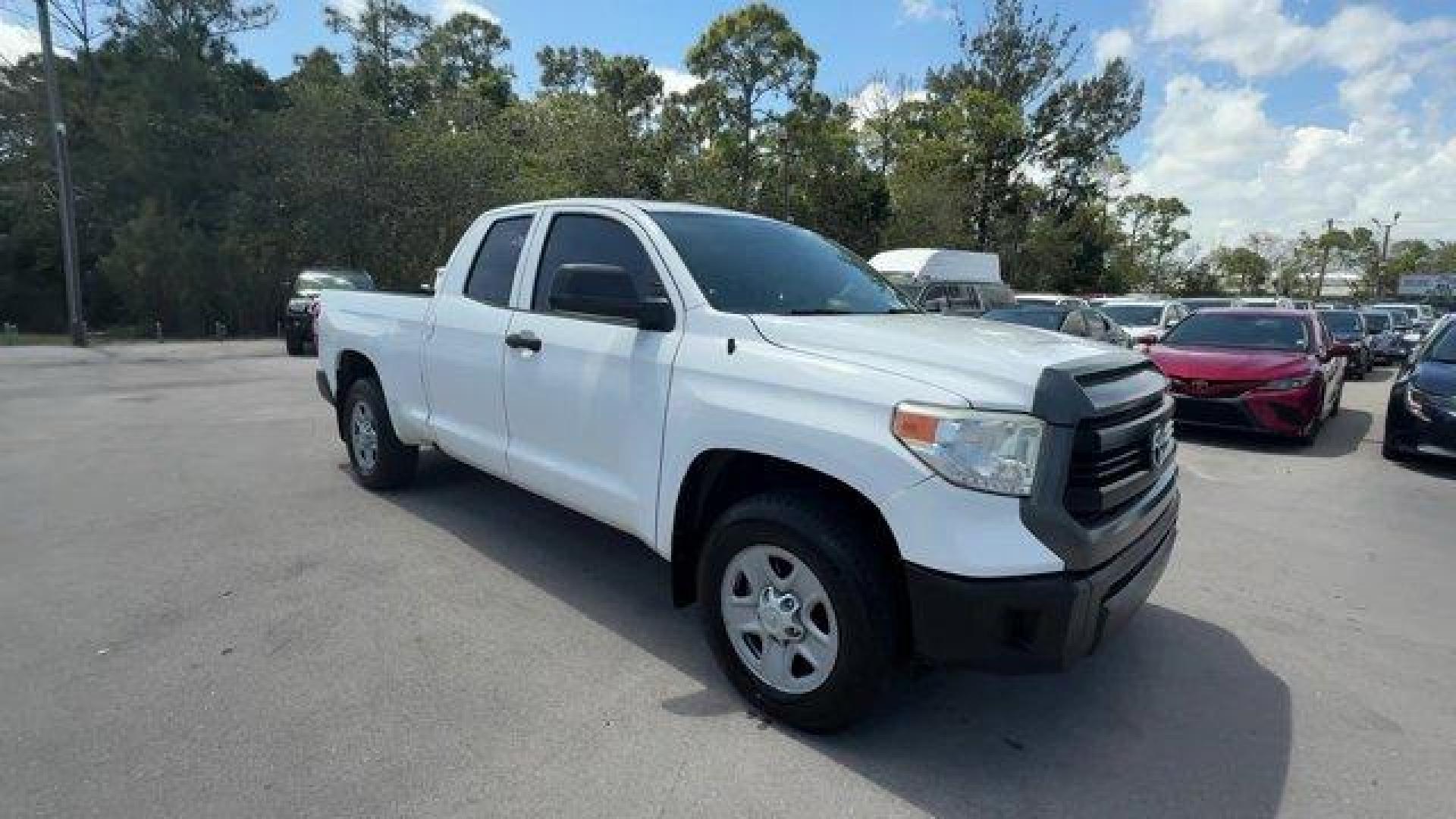 2016 White Toyota Tundra 2WD Truck (5TFRW5F15GX) with an 8 5.7 L engine, Automatic transmission, located at 27610 S Dixie Hwy, Homestead, FL, 33032, (305) 749-2348, 25.510241, -80.438301 - Boasts 18 Highway MPG and 13 City MPG! This Toyota Tundra 2WD Truck delivers a Regular Unleaded V-8 5.7 L/346 engine powering this Automatic transmission. Wheels: 18 x 8J Styled Steel, Variable Intermittent Wipers w/Heated Wiper Park, Urethane Gear Shifter Material.*This Toyota Tundra 2WD Truck Come - Photo#6