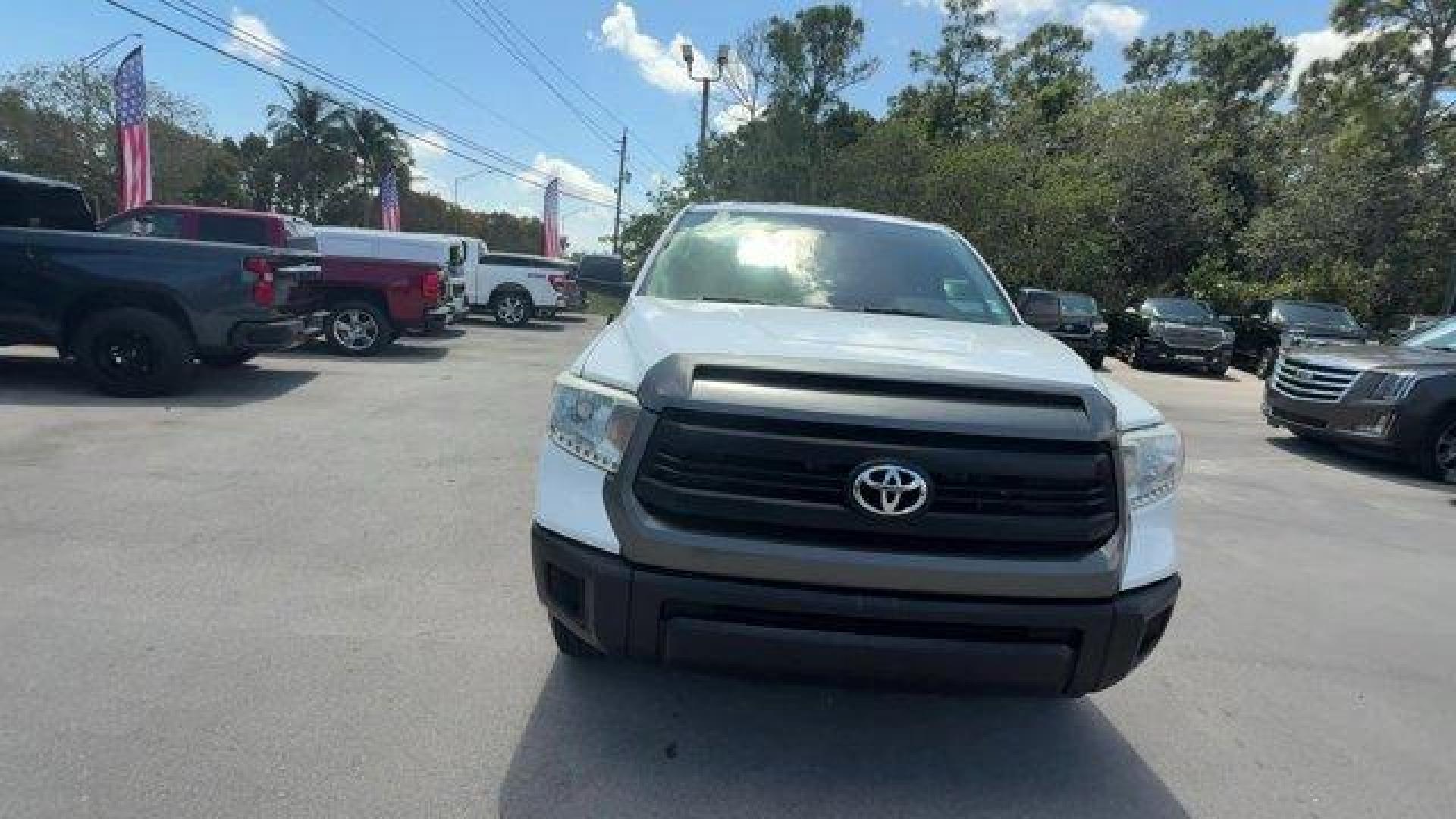 2016 White Toyota Tundra 2WD Truck (5TFRW5F15GX) with an 8 5.7 L engine, Automatic transmission, located at 27610 S Dixie Hwy, Homestead, FL, 33032, (305) 749-2348, 25.510241, -80.438301 - Boasts 18 Highway MPG and 13 City MPG! This Toyota Tundra 2WD Truck delivers a Regular Unleaded V-8 5.7 L/346 engine powering this Automatic transmission. Wheels: 18 x 8J Styled Steel, Variable Intermittent Wipers w/Heated Wiper Park, Urethane Gear Shifter Material.*This Toyota Tundra 2WD Truck Come - Photo#7
