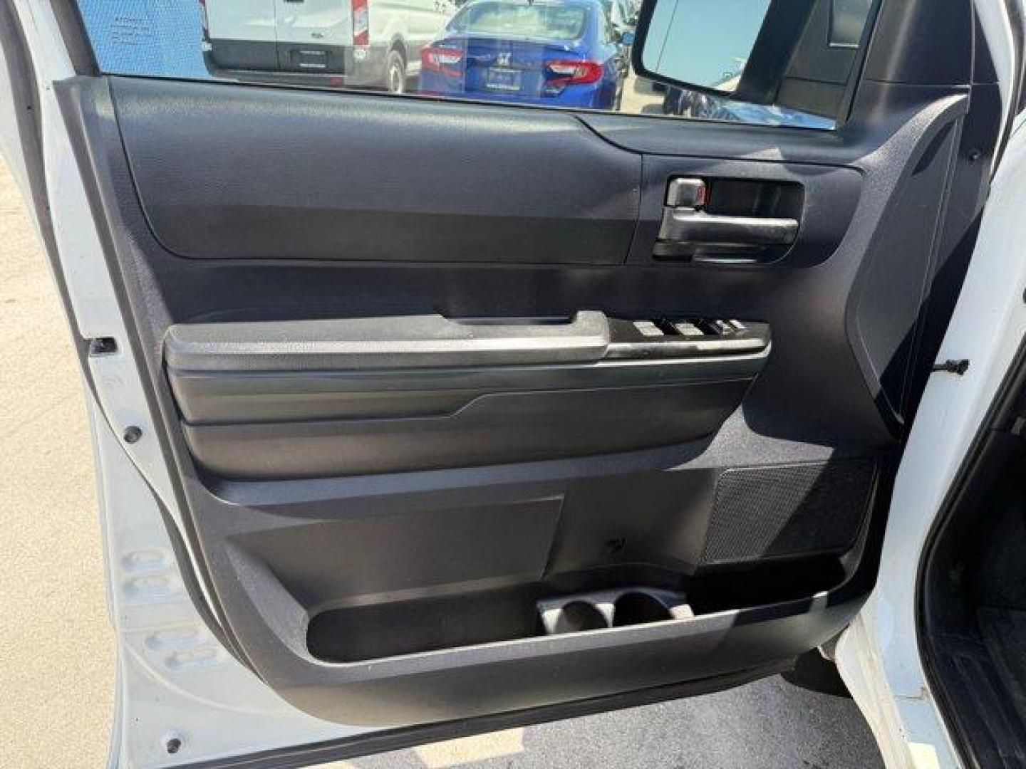 2016 White Toyota Tundra 2WD Truck (5TFRW5F15GX) with an 8 5.7 L engine, Automatic transmission, located at 27610 S Dixie Hwy, Homestead, FL, 33032, (305) 749-2348, 25.510241, -80.438301 - Boasts 18 Highway MPG and 13 City MPG! This Toyota Tundra 2WD Truck delivers a Regular Unleaded V-8 5.7 L/346 engine powering this Automatic transmission. Wheels: 18 x 8J Styled Steel, Variable Intermittent Wipers w/Heated Wiper Park, Urethane Gear Shifter Material.*This Toyota Tundra 2WD Truck Come - Photo#12