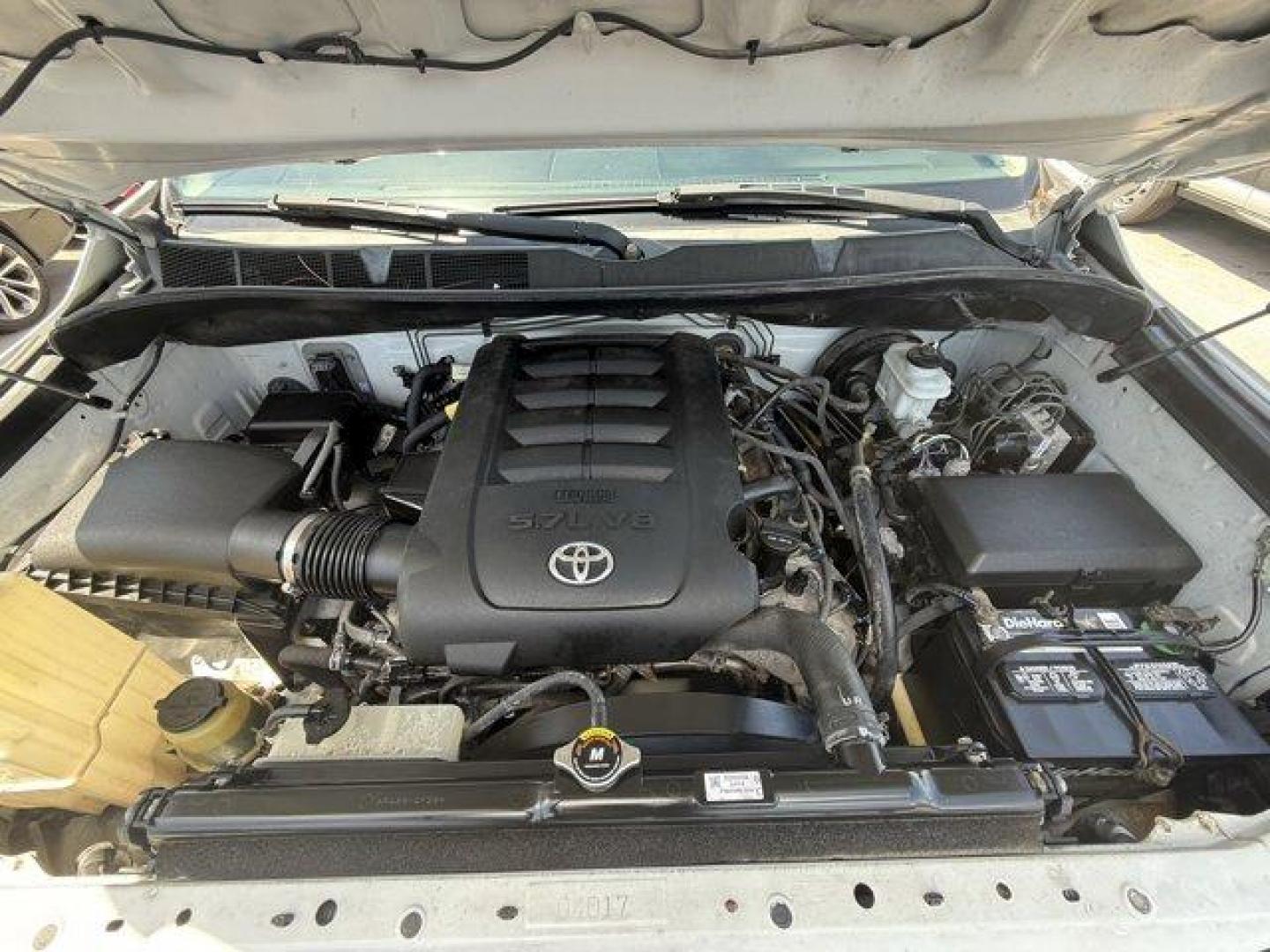 2016 White Toyota Tundra 2WD Truck (5TFRW5F15GX) with an 8 5.7 L engine, Automatic transmission, located at 27610 S Dixie Hwy, Homestead, FL, 33032, (305) 749-2348, 25.510241, -80.438301 - Boasts 18 Highway MPG and 13 City MPG! This Toyota Tundra 2WD Truck delivers a Regular Unleaded V-8 5.7 L/346 engine powering this Automatic transmission. Wheels: 18 x 8J Styled Steel, Variable Intermittent Wipers w/Heated Wiper Park, Urethane Gear Shifter Material.*This Toyota Tundra 2WD Truck Come - Photo#17