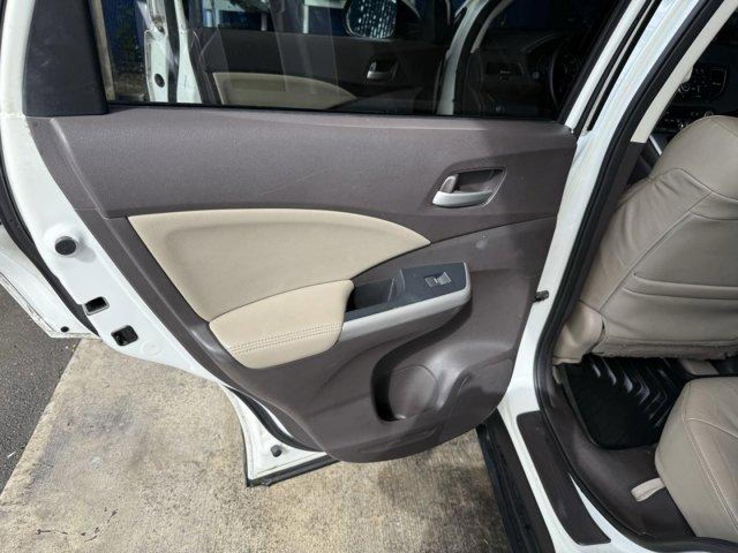2012 White Honda CR-V (5J6RM3H72CL) with an 4 2.4L engine, Automatic transmission, located at 27610 S Dixie Hwy, Homestead, FL, 33032, (305) 749-2348, 25.510241, -80.438301 - KBB.com Brand Image Awards. Only 136,303 Miles! Delivers 31 Highway MPG and 23 City MPG! This Honda CR-V boasts a Gas I4 2.4L/144 engine powering this Automatic transmission. XM satellite radio, Vehicle Stability Assist (VSA) w/traction control, Variable intermittent windshield wipers.* This Honda C - Photo#11