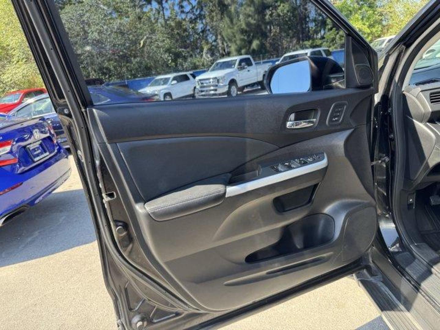 2015 Black Honda CR-V (5J6RM3H94FL) with an 4 2.4 L engine, Variable transmission, located at 27610 S Dixie Hwy, Homestead, FL, 33032, (305) 749-2348, 25.510241, -80.438301 - ALG Residual Value Awards, Residual Value Awards. Boasts 34 Highway MPG and 27 City MPG! This Honda CR-V boasts a Regular Unleaded I-4 2.4 L/144 engine powering this Variable transmission. Wheels: 18 Alloy, Valet Function, Trunk/Hatch Auto-Latch.*This Honda CR-V Comes Equipped with These Options *Tr - Photo#13