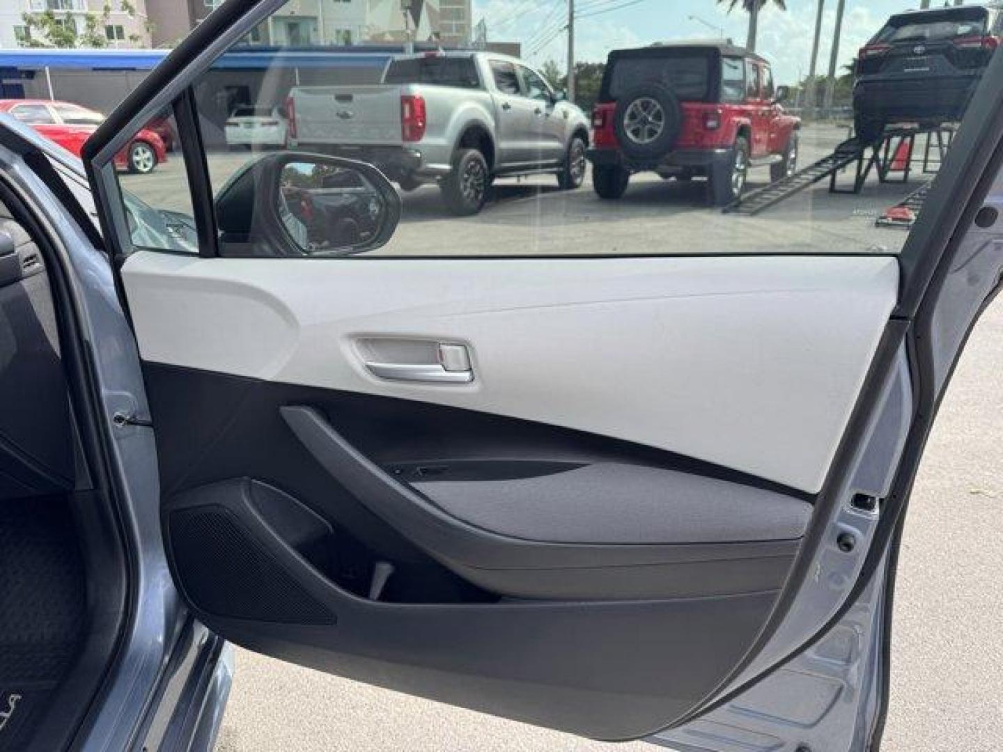 2020 Gray Toyota Corolla (5YFEPRAE4LP) with an 4 1.8 L engine, Variable transmission, located at 27610 S Dixie Hwy, Homestead, FL, 33032, (305) 749-2348, 25.510241, -80.438301 - KBB.com 10 Coolest New Cars Under $20,000. Boasts 38 Highway MPG and 30 City MPG! This Toyota Corolla delivers a Regular Unleaded I-4 1.8 L/110 engine powering this Variable transmission. Wheels: 16 Wide Vent Steel, Wheels w/Full Wheel Covers, Variable Intermittent Wipers.*This Toyota Corolla Comes - Photo#14