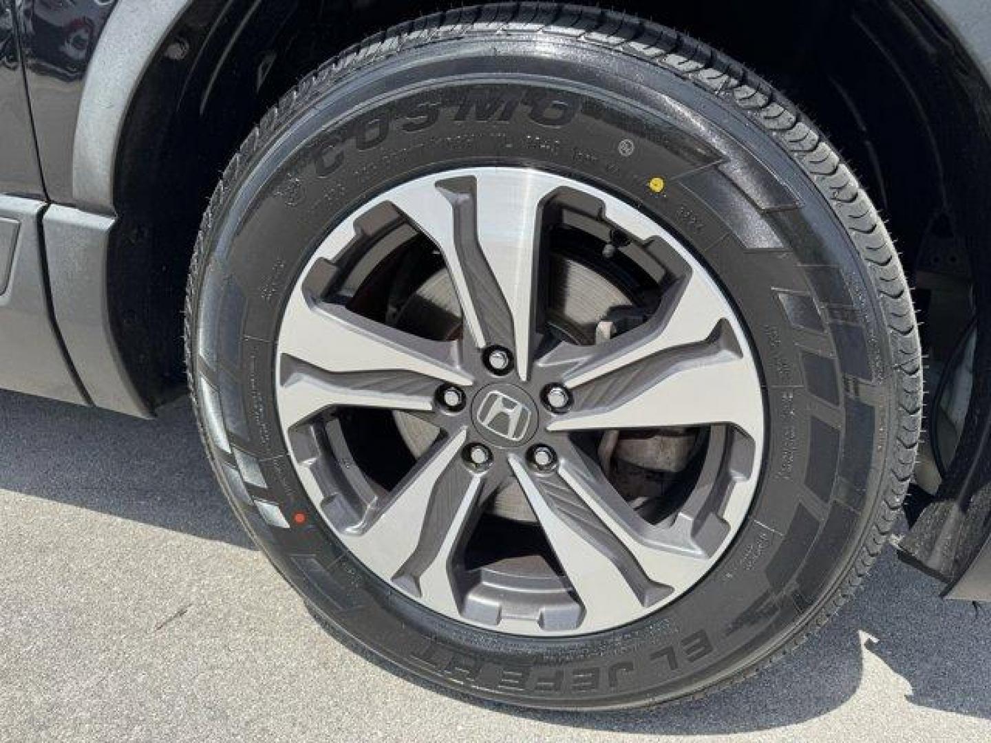 2017 Black Honda CR-V (5J6RW5H3XHL) with an 4 2.4 L engine, Variable transmission, located at 27610 S Dixie Hwy, Homestead, FL, 33032, (305) 749-2348, 25.510241, -80.438301 - KBB.com 10 Most Awarded Brands. Scores 32 Highway MPG and 26 City MPG! This Honda CR-V delivers a Regular Unleaded I-4 2.4 L/144 engine powering this Variable transmission. Wheels: 17 Alloy, Valet Function, Urethane Gear Shifter Material.* This Honda CR-V Features the Following Options *Trip Compute - Photo#17