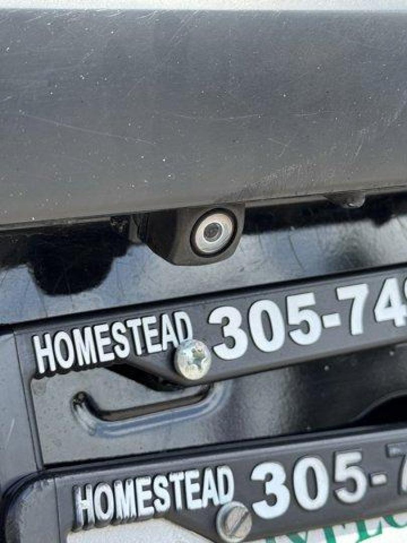 2017 Black Honda CR-V (5J6RW5H3XHL) with an 4 2.4 L engine, Variable transmission, located at 27610 S Dixie Hwy, Homestead, FL, 33032, (305) 749-2348, 25.510241, -80.438301 - KBB.com 10 Most Awarded Brands. Scores 32 Highway MPG and 26 City MPG! This Honda CR-V delivers a Regular Unleaded I-4 2.4 L/144 engine powering this Variable transmission. Wheels: 17 Alloy, Valet Function, Urethane Gear Shifter Material.* This Honda CR-V Features the Following Options *Trip Compute - Photo#18