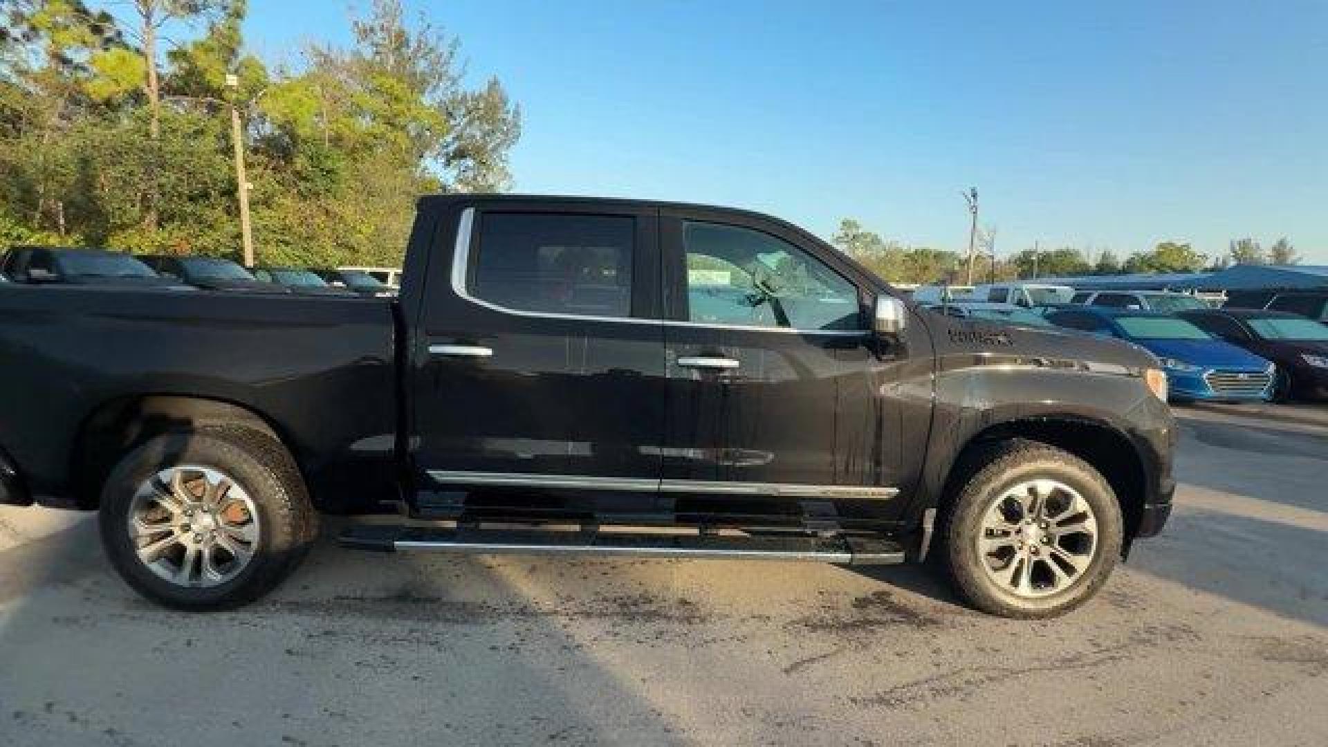 2022 Black Chevrolet Silverado 1500 (1GCUDJEL5NZ) with an 8 6.2L engine, Automatic transmission, located at 27610 S Dixie Hwy, Homestead, FL, 33032, (305) 749-2348, 25.510241, -80.438301 - Only 16,824 Miles! Delivers 20 Highway MPG and 15 City MPG! This Chevrolet Silverado 1500 boasts a Gas V8 6.2L/376 engine powering this Automatic transmission. ENGINE, 6.2L ECOTEC3 V8 (420 hp [313 kW] @ 5600 rpm, 460 lb-ft of torque [624 Nm] @ 4100 rpm); featuring Dynamic Fuel Management that enable - Photo#5