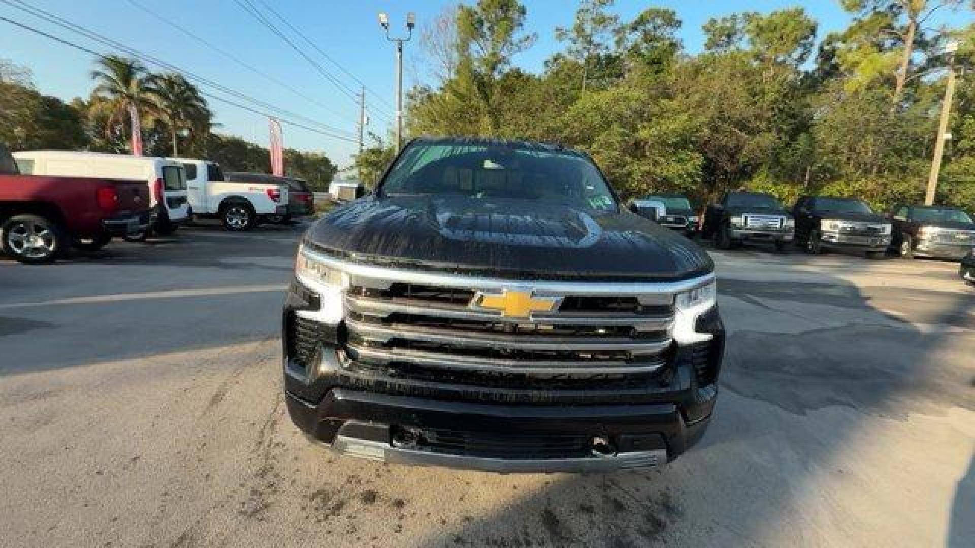 2022 Black Chevrolet Silverado 1500 (1GCUDJEL5NZ) with an 8 6.2L engine, Automatic transmission, located at 27610 S Dixie Hwy, Homestead, FL, 33032, (305) 749-2348, 25.510241, -80.438301 - Only 16,824 Miles! Delivers 20 Highway MPG and 15 City MPG! This Chevrolet Silverado 1500 boasts a Gas V8 6.2L/376 engine powering this Automatic transmission. ENGINE, 6.2L ECOTEC3 V8 (420 hp [313 kW] @ 5600 rpm, 460 lb-ft of torque [624 Nm] @ 4100 rpm); featuring Dynamic Fuel Management that enable - Photo#7