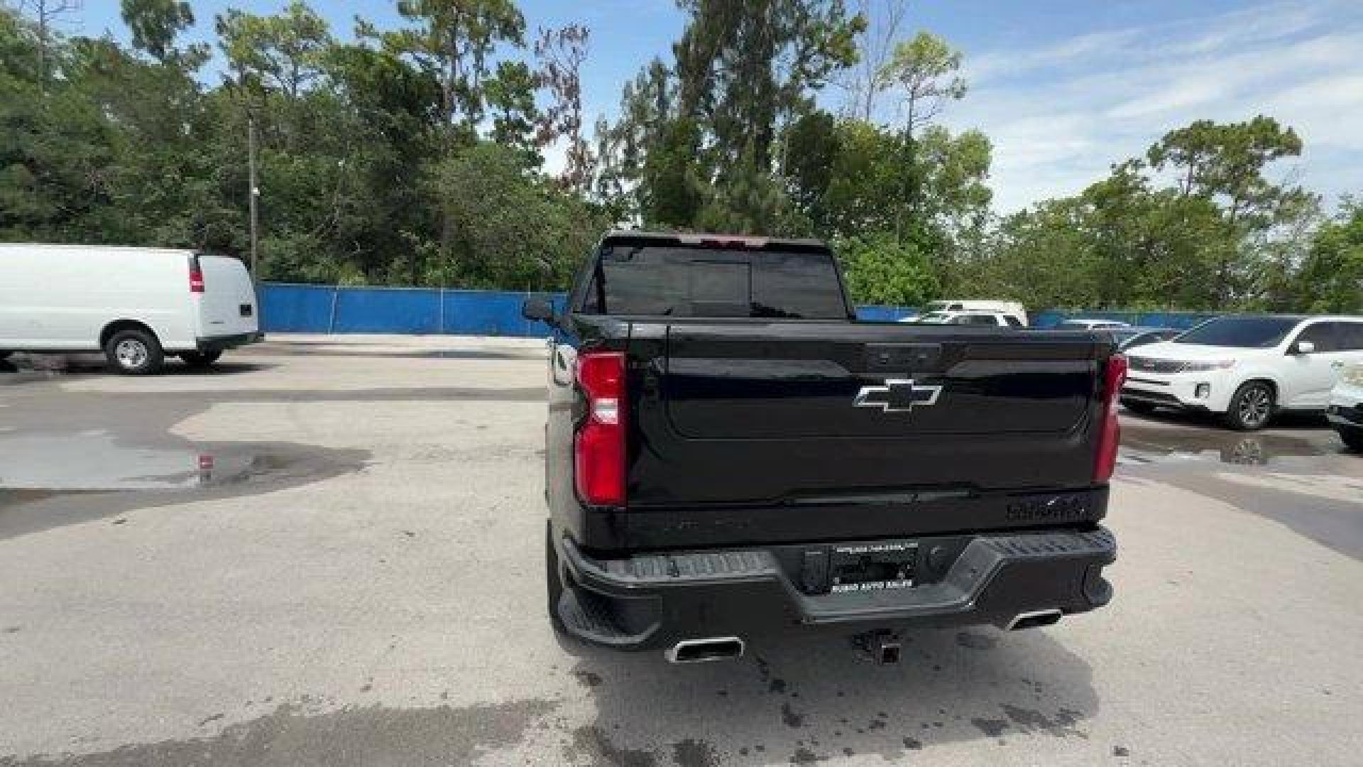 2022 Black Chevrolet Silverado 1500 (1GCUDJEL5NZ) with an 8 6.2L engine, Automatic transmission, located at 27610 S Dixie Hwy, Homestead, FL, 33032, (305) 749-2348, 25.510241, -80.438301 - Only 16,824 Miles! Delivers 20 Highway MPG and 15 City MPG! This Chevrolet Silverado 1500 boasts a Gas V8 6.2L/376 engine powering this Automatic transmission. ENGINE, 6.2L ECOTEC3 V8 (420 hp [313 kW] @ 5600 rpm, 460 lb-ft of torque [624 Nm] @ 4100 rpm); featuring Dynamic Fuel Management that enable - Photo#3