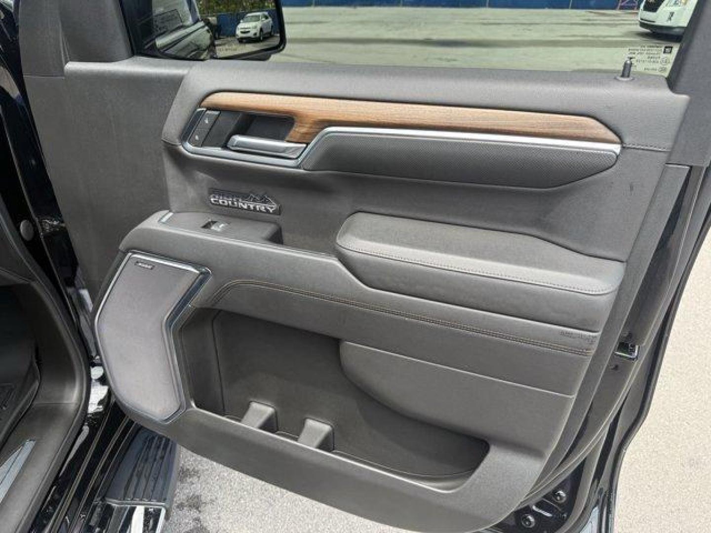 2022 Black Chevrolet Silverado 1500 (1GCUDJEL5NZ) with an 8 6.2L engine, Automatic transmission, located at 27610 S Dixie Hwy, Homestead, FL, 33032, (305) 749-2348, 25.510241, -80.438301 - Only 16,824 Miles! Delivers 20 Highway MPG and 15 City MPG! This Chevrolet Silverado 1500 boasts a Gas V8 6.2L/376 engine powering this Automatic transmission. ENGINE, 6.2L ECOTEC3 V8 (420 hp [313 kW] @ 5600 rpm, 460 lb-ft of torque [624 Nm] @ 4100 rpm); featuring Dynamic Fuel Management that enable - Photo#16