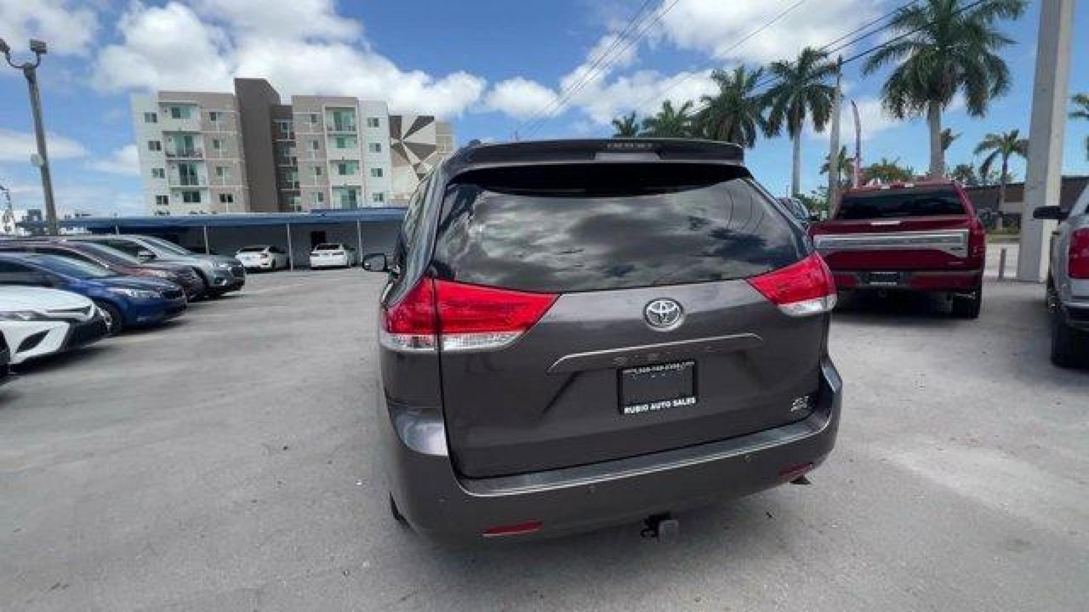2013 Predawn Gray Mica Toyota Sienna (5TDDK3DC2DS) with an 3.5L V6 SMPI DOHC engine, Automatic transmission, located at 27610 S Dixie Hwy, Homestead, FL, 33032, (305) 749-2348, 25.510241, -80.438301 - Photo #4