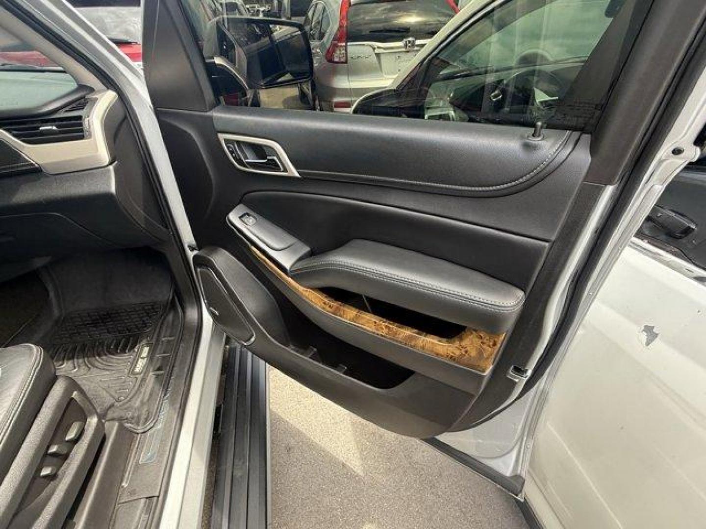 2015 Quicksilver Metallic /Jet Black GMC Yukon XL (1GKS1JKJ8FR) with an 8 6.2L engine, Automatic transmission, located at 27610 S Dixie Hwy, Homestead, FL, 33032, (305) 749-2348, 25.510241, -80.438301 - KBB.com Brand Image Awards. Only 119,775 Miles! Boasts 22 Highway MPG and 15 City MPG! This GMC Yukon XL delivers a Gas V8 6.2L/378 engine powering this Automatic transmission. WHEELS, 22 X 8.5 (55.9 CM X 21.6 CM) ALUMINUM WITH CHROME INSERT, TRANSMISSION, 8-SPEED AUTOMATIC (STD), TIRES, P285/45R22, - Photo#10