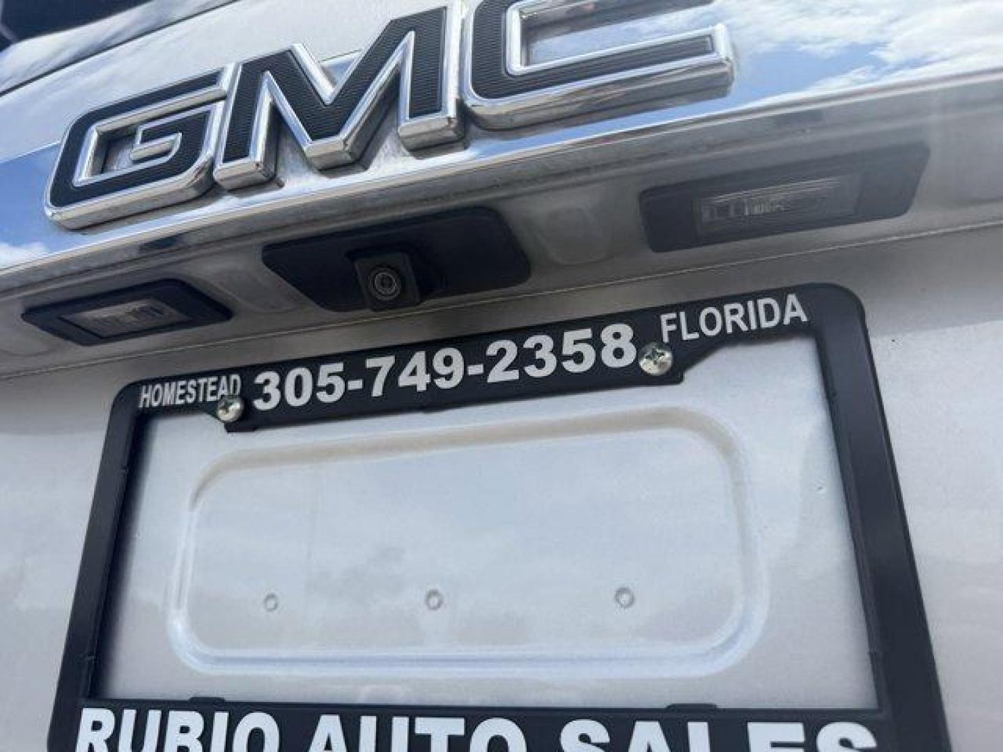 2015 Quicksilver Metallic /Jet Black GMC Yukon XL (1GKS1JKJ8FR) with an 8 6.2L engine, Automatic transmission, located at 27610 S Dixie Hwy, Homestead, FL, 33032, (305) 749-2348, 25.510241, -80.438301 - KBB.com Brand Image Awards. Only 119,775 Miles! Boasts 22 Highway MPG and 15 City MPG! This GMC Yukon XL delivers a Gas V8 6.2L/378 engine powering this Automatic transmission. WHEELS, 22 X 8.5 (55.9 CM X 21.6 CM) ALUMINUM WITH CHROME INSERT, TRANSMISSION, 8-SPEED AUTOMATIC (STD), TIRES, P285/45R22, - Photo#16