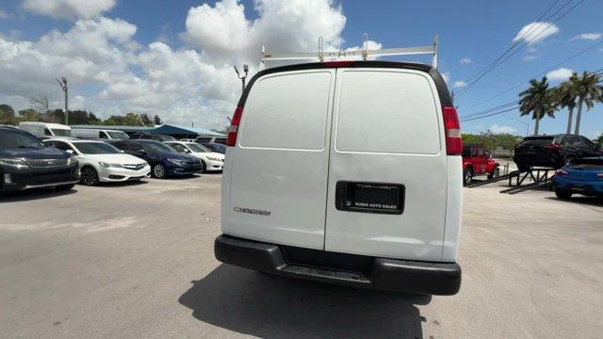 2017 Summit White /Medium Pewter Chevrolet Express Cargo Van (1GCWGAFF0H1) with an 8 4.8L engine, Automatic transmission, located at 27610 S Dixie Hwy, Homestead, FL, 33032, (305) 749-2348, 25.510241, -80.438301 - KBB.com 10 Most Awarded Brands. This Chevrolet Express Cargo Van delivers a Gas V8 4.8L/293 engine powering this Automatic transmission. VISORS, DRIVER AND FRONT PASSENGER vinyl in lieu of standard cloth, TRANSMISSION, 6-SPEED AUTOMATIC, HEAVY-DUTY, ELECTRONICALLY CONTROLLED with overdrive tow/haul - Photo#3