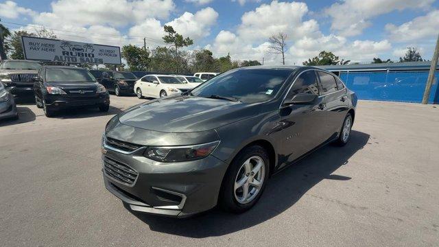 photo of 2017 Chevrolet Malibu 