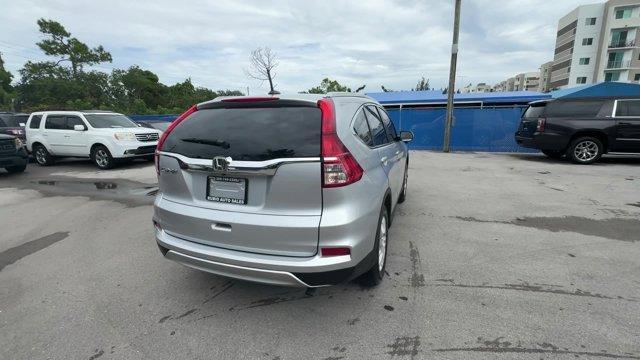 2015 Silver Honda CR-V (2HKRM3H77FH) with an 4 2.4 L engine, Variable transmission, located at 27610 S Dixie Hwy, Homestead, FL, 33032, (305) 749-2348, 25.510241, -80.438301 - KBB.com Brand Image Awards. Delivers 34 Highway MPG and 27 City MPG! This Honda CR-V delivers a Regular Unleaded I-4 2.4 L/144 engine powering this Variable transmission. Wheels: 17 Alloy, Valet Function, Trip Computer.*This Honda CR-V Comes Equipped with These Options *Transmission: Continuously Va - Photo#4