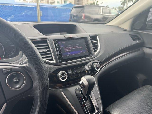 2015 Silver Honda CR-V (2HKRM3H77FH) with an 4 2.4 L engine, Variable transmission, located at 27610 S Dixie Hwy, Homestead, FL, 33032, (305) 749-2348, 25.510241, -80.438301 - KBB.com Brand Image Awards. Delivers 34 Highway MPG and 27 City MPG! This Honda CR-V delivers a Regular Unleaded I-4 2.4 L/144 engine powering this Variable transmission. Wheels: 17 Alloy, Valet Function, Trip Computer.*This Honda CR-V Comes Equipped with These Options *Transmission: Continuously Va - Photo#9