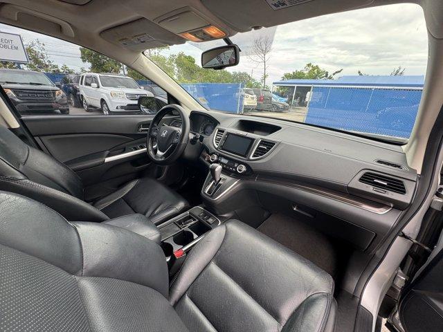 2015 Silver Honda CR-V (2HKRM3H77FH) with an 4 2.4 L engine, Variable transmission, located at 27610 S Dixie Hwy, Homestead, FL, 33032, (305) 749-2348, 25.510241, -80.438301 - KBB.com Brand Image Awards. Delivers 34 Highway MPG and 27 City MPG! This Honda CR-V delivers a Regular Unleaded I-4 2.4 L/144 engine powering this Variable transmission. Wheels: 17 Alloy, Valet Function, Trip Computer.*This Honda CR-V Comes Equipped with These Options *Transmission: Continuously Va - Photo#11