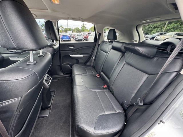2015 Silver Honda CR-V (2HKRM3H77FH) with an 4 2.4 L engine, Variable transmission, located at 27610 S Dixie Hwy, Homestead, FL, 33032, (305) 749-2348, 25.510241, -80.438301 - KBB.com Brand Image Awards. Delivers 34 Highway MPG and 27 City MPG! This Honda CR-V delivers a Regular Unleaded I-4 2.4 L/144 engine powering this Variable transmission. Wheels: 17 Alloy, Valet Function, Trip Computer.*This Honda CR-V Comes Equipped with These Options *Transmission: Continuously Va - Photo#13