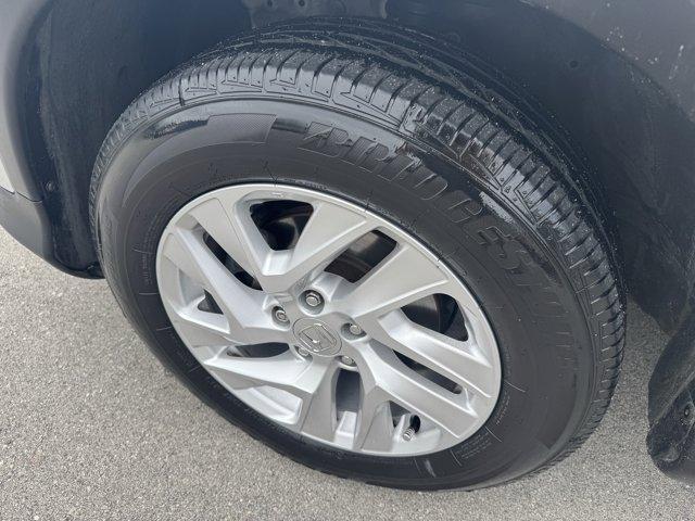 2015 Silver Honda CR-V (2HKRM3H77FH) with an 4 2.4 L engine, Variable transmission, located at 27610 S Dixie Hwy, Homestead, FL, 33032, (305) 749-2348, 25.510241, -80.438301 - KBB.com Brand Image Awards. Delivers 34 Highway MPG and 27 City MPG! This Honda CR-V delivers a Regular Unleaded I-4 2.4 L/144 engine powering this Variable transmission. Wheels: 17 Alloy, Valet Function, Trip Computer.*This Honda CR-V Comes Equipped with These Options *Transmission: Continuously Va - Photo#18