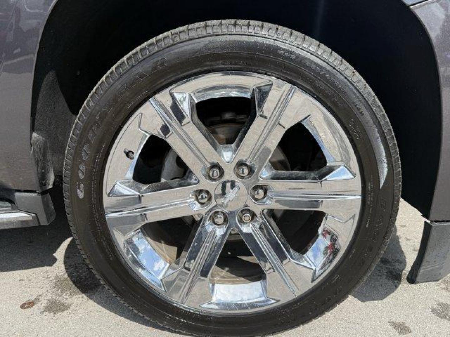2015 Tungsten Metallic /Jet Black Chevrolet Tahoe (1GNSCCKC3FR) with an 8 5.3L engine, Automatic transmission, located at 27610 S Dixie Hwy, Homestead, FL, 33032, (305) 749-2348, 25.510241, -80.438301 - KBB.com 15 Best Family Cars. Boasts 23 Highway MPG and 16 City MPG! This Chevrolet Tahoe boasts a Gas/Ethanol V8 5.3L/ engine powering this Automatic transmission. WHEELS, 22 (55.9 CM) PREMIUM PAINTED with chrome inserts, TUNGSTEN METALLIC, TRANSMISSION, 6-SPEED AUTOMATIC, ELECTRONICALLY CONTROLLED - Photo#18