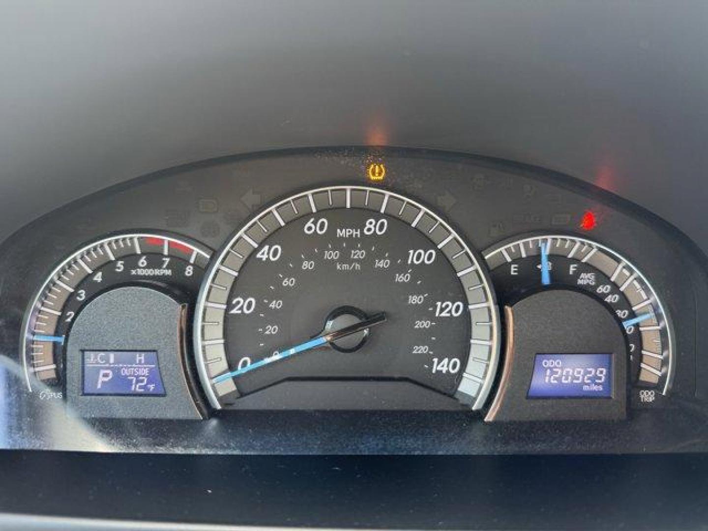 2014 White Toyota Camry (4T1BF1FK0EU) with an 4 2.5 L engine, Automatic transmission, located at 27610 S Dixie Hwy, Homestead, FL, 33032, (305) 749-2348, 25.510241, -80.438301 - KBB.com 10 Best Hybrid Cars Under $30,000. Only 120,921 Miles! Boasts 35 Highway MPG and 25 City MPG! This Toyota Camry delivers a Regular Unleaded I-4 2.5 L/152 engine powering this Automatic transmission. Window Grid Antenna, Valet Function, Trunk Rear Cargo Access.*This Toyota Camry Comes Equippe - Photo#9