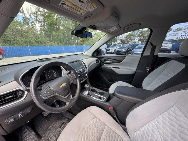 2018 Sandy Ridge Metallic /Medium Ash Gray Chevrolet Equinox (2GNAXHEV3J6) with an 4 1.5L engine, Automatic transmission, located at 27610 S Dixie Hwy, Homestead, FL, 33032, (305) 749-2348, 25.510241, -80.438301 - KBB.com Best Family Cars. Delivers 32 Highway MPG and 26 City MPG! This Chevrolet Equinox delivers a Turbocharged Gas I4 1.5L/ engine powering this Automatic transmission. WHEELS, 17 (43.2 CM) ALUMINUM (STD), TRANSMISSION, 6-SPEED AUTOMATIC, ELECTRONICALLY-CONTROLLED WITH OVERDRIVE includes Driver S - Photo#11