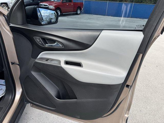 2018 Sandy Ridge Metallic /Medium Ash Gray Chevrolet Equinox (2GNAXHEV3J6) with an 4 1.5L engine, Automatic transmission, located at 27610 S Dixie Hwy, Homestead, FL, 33032, (305) 749-2348, 25.510241, -80.438301 - KBB.com Best Family Cars. Delivers 32 Highway MPG and 26 City MPG! This Chevrolet Equinox delivers a Turbocharged Gas I4 1.5L/ engine powering this Automatic transmission. WHEELS, 17 (43.2 CM) ALUMINUM (STD), TRANSMISSION, 6-SPEED AUTOMATIC, ELECTRONICALLY-CONTROLLED WITH OVERDRIVE includes Driver S - Photo#16