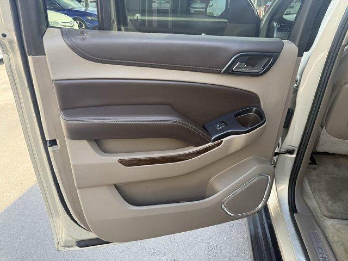2015 Champagne Silver Metallic /Cocoa/Dune Chevrolet Suburban (1GNSCJKC9FR) with an 8 5.3L engine, Automatic transmission, located at 27610 S Dixie Hwy, Homestead, FL, 33032, (305) 749-2348, 25.510241, -80.438301 - KBB.com Best Resale Value Awards. Boasts 23 Highway MPG and 16 City MPG! This Chevrolet Suburban boasts a Gas/Ethanol V8 5.3L/ engine powering this Automatic transmission. WHEELS, 22 X 9 STEEL, INTERIM, TRANSMISSION, 6-SPEED AUTOMATIC, ELECTRONICALLY CONTROLLED with overdrive and tow/haul mode (STD) - Photo#12