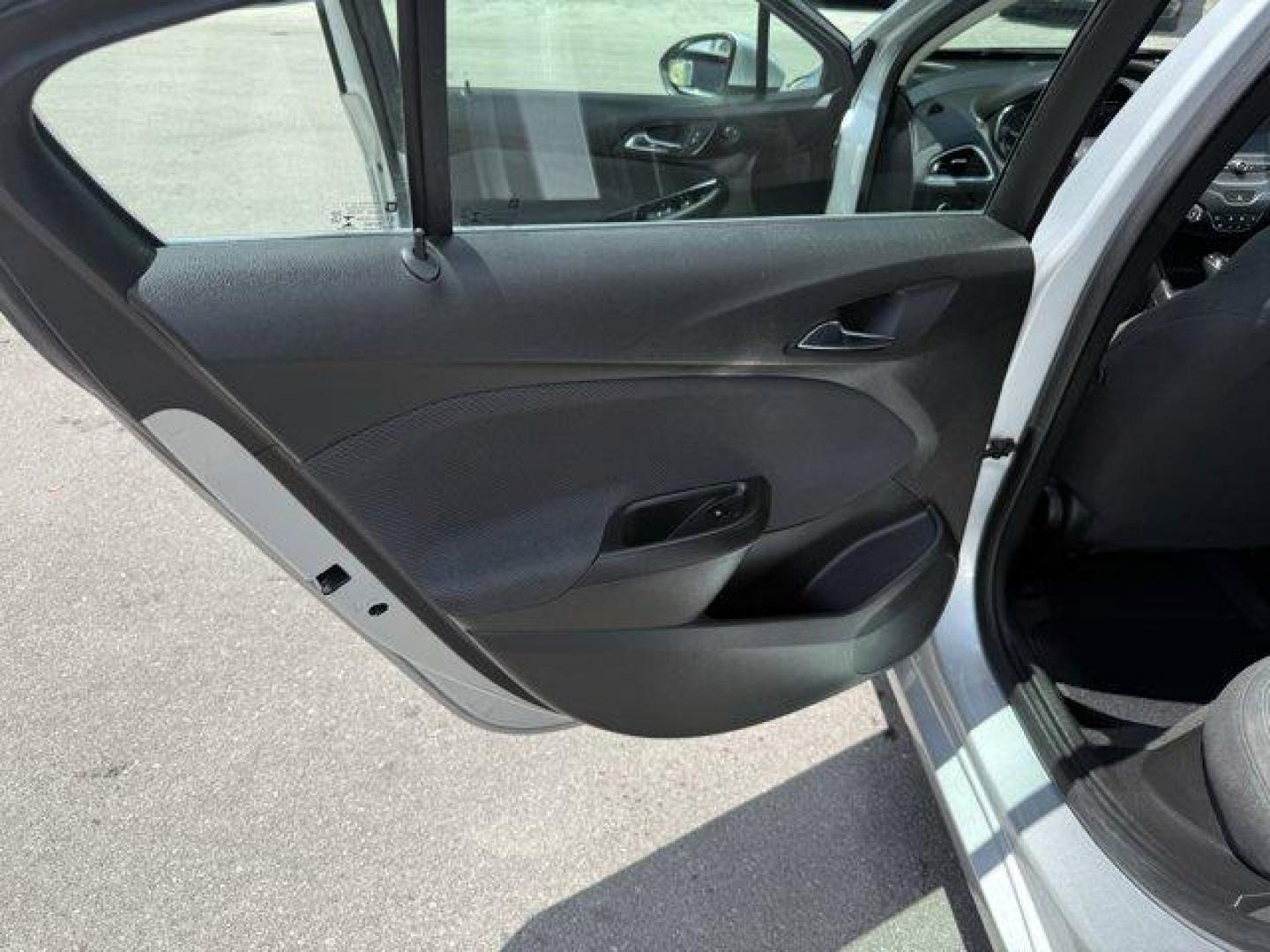 2018 Silver Ice Metallic /Jet Black Chevrolet Cruze (1G1BE5SMXJ7) with an 4 1.4L engine, Automatic transmission, located at 27610 S Dixie Hwy, Homestead, FL, 33032, (305) 749-2348, 25.510241, -80.438301 - KBB.com 10 Most Awarded Brands. Scores 40 Highway MPG and 29 City MPG! This Chevrolet Cruze delivers a Turbocharged Gas I4 1.4L/ engine powering this Automatic transmission. WHEELS, 16 (40.6 CM) ALUMINUM (STD), TRANSMISSION, 6-SPEED AUTOMATIC (STD), TIRES, 205/55R16 ALL-SEASON, BLACKWALL.* This Chev - Photo#11