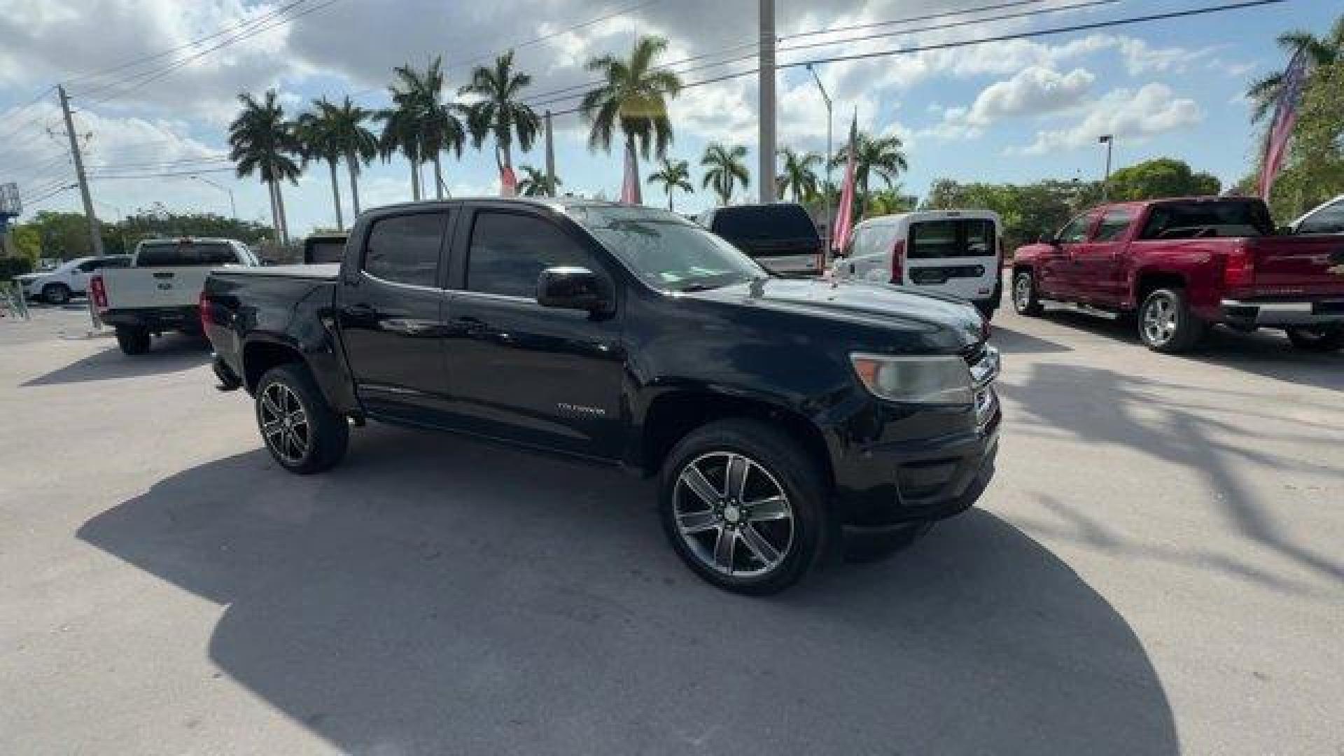 2016 Black /Jet Black/Dark Ash Chevrolet Colorado (1GCGSBE32G1) with an 6 3.6L engine, Automatic transmission, located at 27610 S Dixie Hwy, Homestead, FL, 33032, (305) 749-2348, 25.510241, -80.438301 - KBB.com Best Resale Value Awards. Boasts 26 Highway MPG and 18 City MPG! This Chevrolet Colorado boasts a Gas V6 3.6L/217 engine powering this Automatic transmission. WT CONVENIENCE PACKAGE includes (ATG) Remote Keyless Entry, (UTJ) theft-deterrent system, (K34) electronic cruise control and (PPA) E - Photo#5