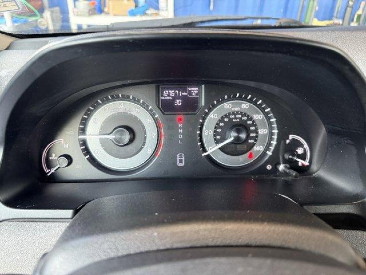 2014 White Honda Odyssey (5FNRL5H66EB) with an 6 3.5 L engine, Automatic transmission, located at 27610 S Dixie Hwy, Homestead, FL, 33032, (305) 749-2348, 25.510241, -80.438301 - KBB.com 12 Best Family Cars. Only 127,664 Miles! Boasts 28 Highway MPG and 19 City MPG! This Honda Odyssey boasts a Regular Unleaded V-6 3.5 L/212 engine powering this Automatic transmission. Window Grid Antenna, Wheels: 17 x 7 Alloy, VSA Electronic Stability Control (ESC).*This Honda Odyssey Comes - Photo#8