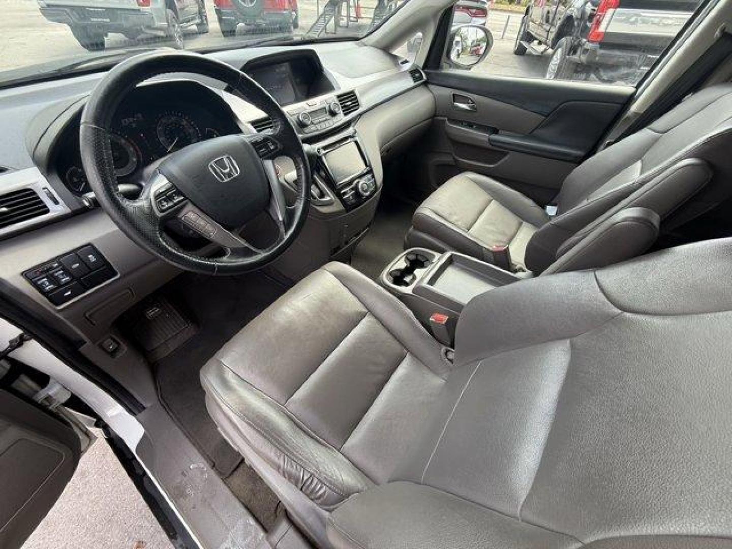 2014 White Honda Odyssey (5FNRL5H66EB) with an 6 3.5 L engine, Automatic transmission, located at 27610 S Dixie Hwy, Homestead, FL, 33032, (305) 749-2348, 25.510241, -80.438301 - KBB.com 12 Best Family Cars. Only 127,664 Miles! Boasts 28 Highway MPG and 19 City MPG! This Honda Odyssey boasts a Regular Unleaded V-6 3.5 L/212 engine powering this Automatic transmission. Window Grid Antenna, Wheels: 17 x 7 Alloy, VSA Electronic Stability Control (ESC).*This Honda Odyssey Comes - Photo#11