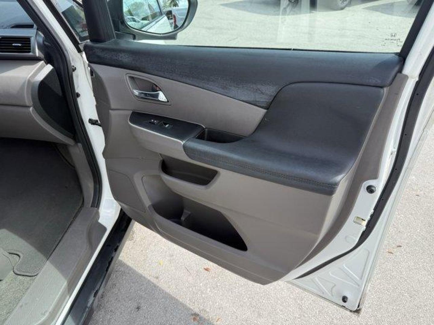 2014 White Honda Odyssey (5FNRL5H66EB) with an 6 3.5 L engine, Automatic transmission, located at 27610 S Dixie Hwy, Homestead, FL, 33032, (305) 749-2348, 25.510241, -80.438301 - KBB.com 12 Best Family Cars. Only 127,664 Miles! Boasts 28 Highway MPG and 19 City MPG! This Honda Odyssey boasts a Regular Unleaded V-6 3.5 L/212 engine powering this Automatic transmission. Window Grid Antenna, Wheels: 17 x 7 Alloy, VSA Electronic Stability Control (ESC).*This Honda Odyssey Comes - Photo#14