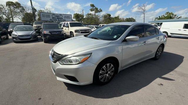 photo of 2016 Nissan Altima 