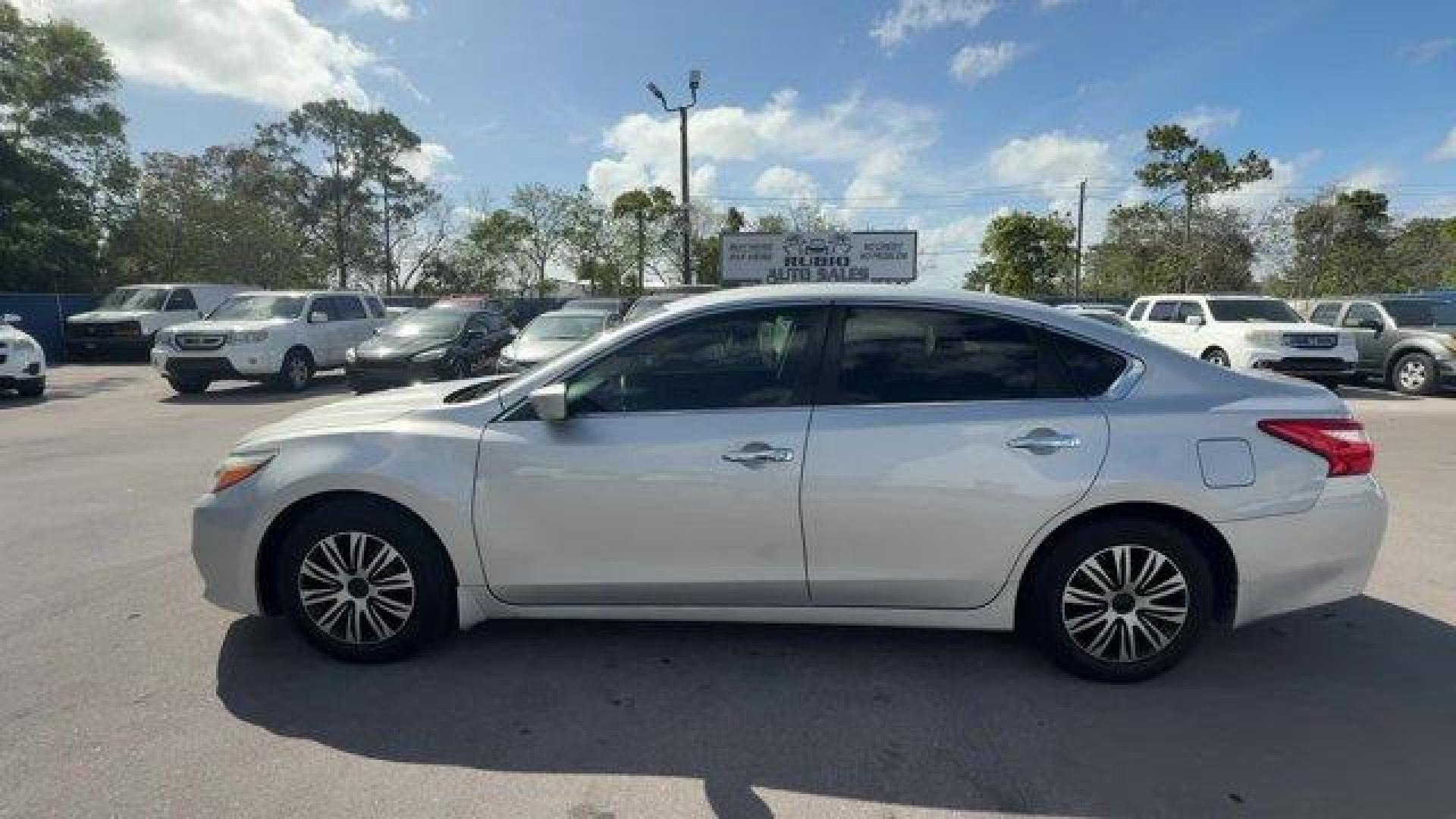 2016 Brilliant Silver /Charcoal Nissan Altima (1N4AL3AP5GC) with an 4 2.5 L engine, Variable transmission, located at 27610 S Dixie Hwy, Homestead, FL, 33032, (305) 749-2348, 25.510241, -80.438301 - IIHS Top Safety Pick+. Only 92,782 Miles! Scores 39 Highway MPG and 27 City MPG! This Nissan Altima delivers a Regular Unleaded I-4 2.5 L/152 engine powering this Variable transmission. CHARCOAL, CLOTH SEAT TRIM, BRILLIANT SILVER, [L92] FLOOR MATS PLUS TRUNK MAT (5-PIECE CARPETED).*This Nissan Altim - Photo#1