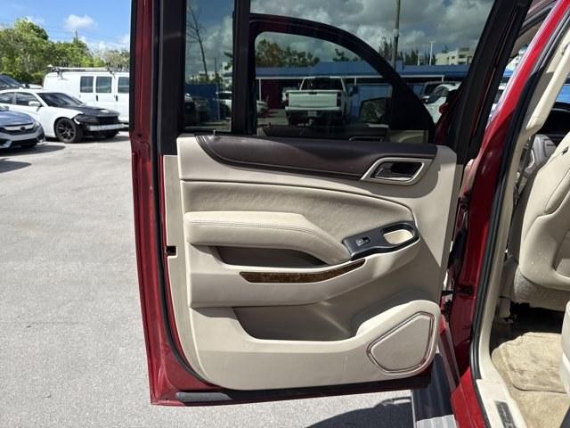 2015 Crystal Red Tintcoat /Cocoa/Shale GMC Yukon XL (1GKS2JKJ7FR) with an 8 6.2L engine, Automatic transmission, located at 27610 S Dixie Hwy, Homestead, FL, 33032, (305) 749-2348, 25.510241, -80.438301 - KBB.com Brand Image Awards. Boasts 20 Highway MPG and 14 City MPG! This GMC Yukon XL delivers a Gas V8 6.2L/378 engine powering this Automatic transmission. WHEELS, 20 X 9 (50.8 CM X 22.9 CM) ULTRA BRIGHT MACHINED ALUMINUM (STD), TRANSMISSION, 6-SPEED AUTOMATIC, ELECTRONICALLY CONTROLLED with overdr - Photo#15