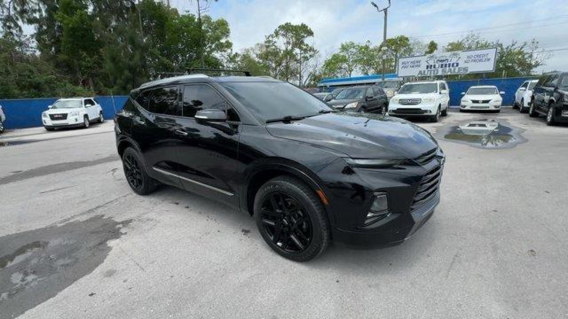 2020 Black /Jet Black/Maple Sugar Chevrolet Blazer (3GNKBFRS6LS) with an 6 3.6L engine, Automatic transmission, located at 27610 S Dixie Hwy, Homestead, FL, 33032, (305) 749-2348, 25.510241, -80.438301 - Delivers 26 Highway MPG and 19 City MPG! This Chevrolet Blazer boasts a Gas V6 3.6L/ engine powering this Automatic transmission. WIRELESS CHARGING, SEATS, FRONT BUCKETS (STD), SAFETY ALERT SEAT.* This Chevrolet Blazer Features the Following Options *LPO, BLACK BOWTIE EMBLEMS, FRONT AND REAR, LANE K - Photo#6