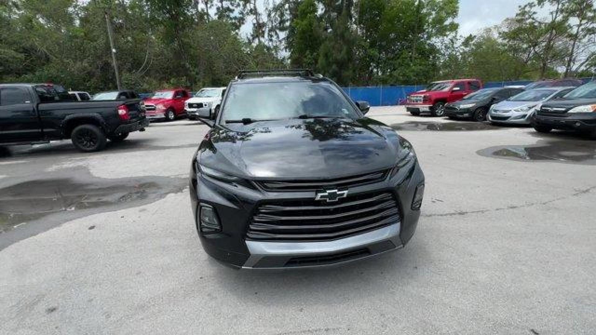 2020 Black /Jet Black/Maple Sugar Chevrolet Blazer (3GNKBFRS6LS) with an 6 3.6L engine, Automatic transmission, located at 27610 S Dixie Hwy, Homestead, FL, 33032, (305) 749-2348, 25.510241, -80.438301 - Delivers 26 Highway MPG and 19 City MPG! This Chevrolet Blazer boasts a Gas V6 3.6L/ engine powering this Automatic transmission. WIRELESS CHARGING, SEATS, FRONT BUCKETS (STD), SAFETY ALERT SEAT.* This Chevrolet Blazer Features the Following Options *LPO, BLACK BOWTIE EMBLEMS, FRONT AND REAR, LANE K - Photo#7