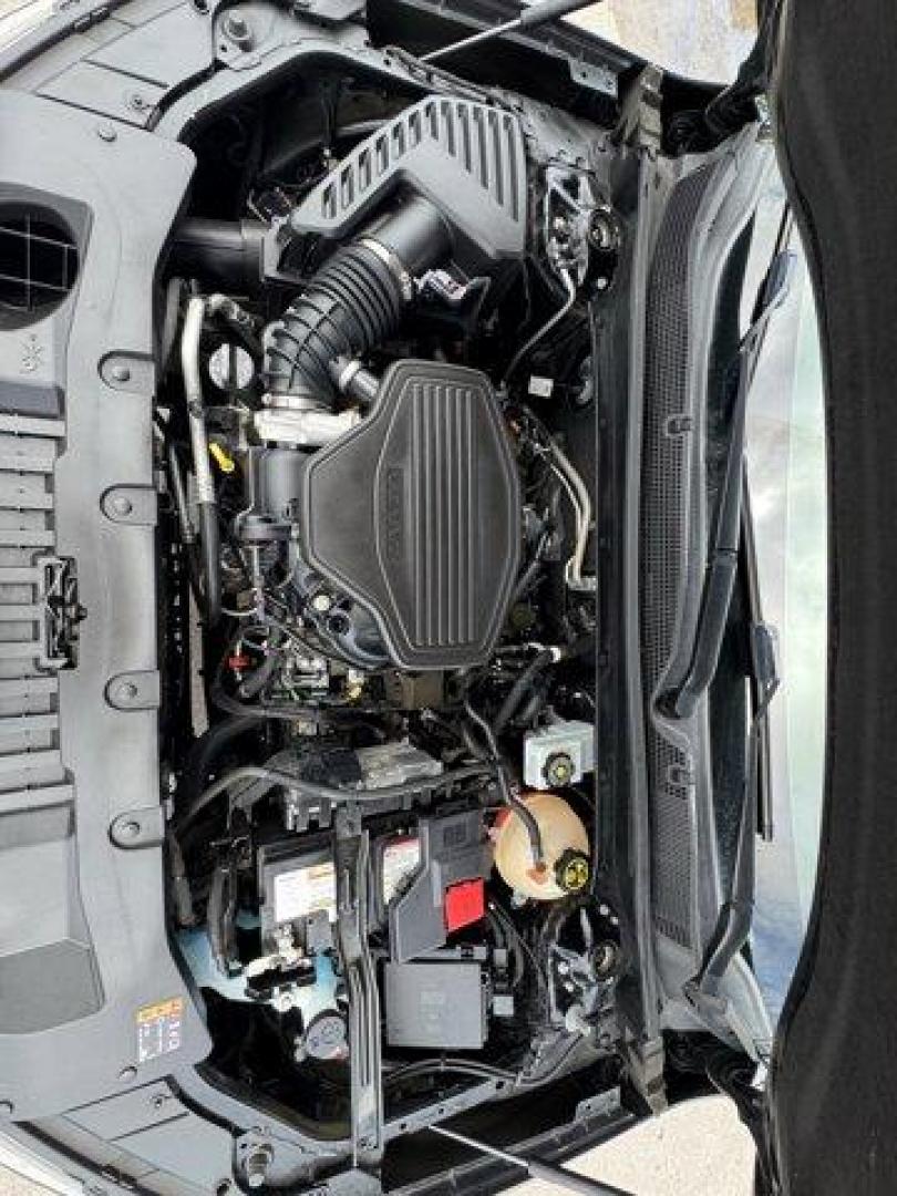 2020 Black /Jet Black/Maple Sugar Chevrolet Blazer (3GNKBFRS6LS) with an 6 3.6L engine, Automatic transmission, located at 27610 S Dixie Hwy, Homestead, FL, 33032, (305) 749-2348, 25.510241, -80.438301 - Delivers 26 Highway MPG and 19 City MPG! This Chevrolet Blazer boasts a Gas V6 3.6L/ engine powering this Automatic transmission. WIRELESS CHARGING, SEATS, FRONT BUCKETS (STD), SAFETY ALERT SEAT.* This Chevrolet Blazer Features the Following Options *LPO, BLACK BOWTIE EMBLEMS, FRONT AND REAR, LANE K - Photo#17